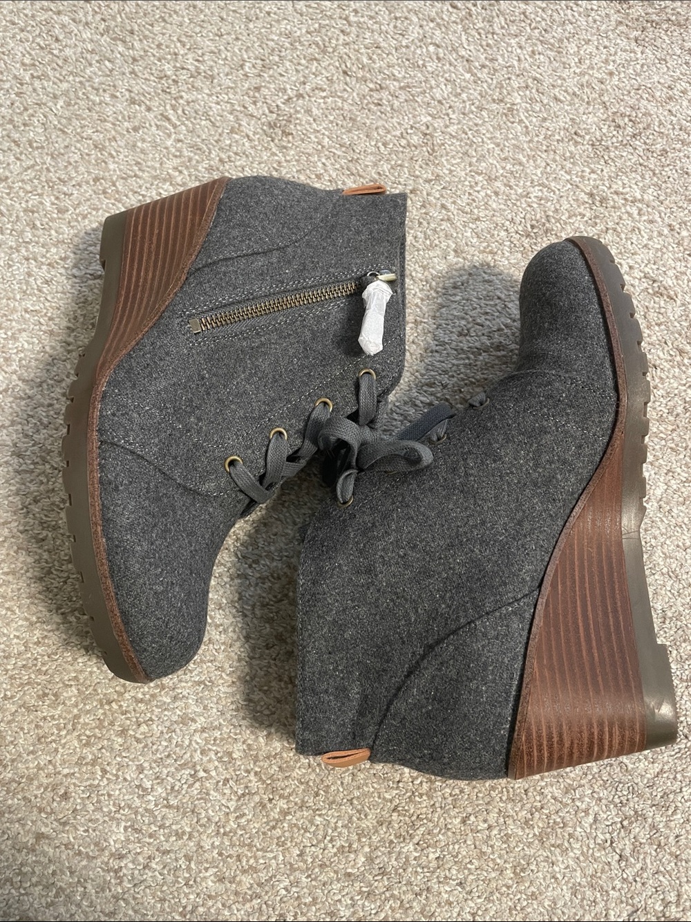 NWT Dr. Scholl’s Wedge Ankle Boot in Charcoal Gray SZ 8M